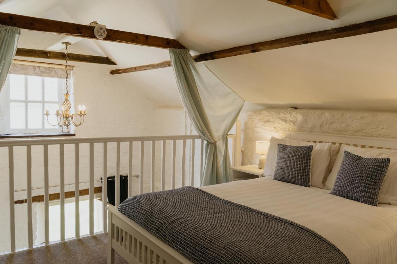 Little England Retreats - Cottage, Yurt And Shepherd Huts Othery 外观 照片