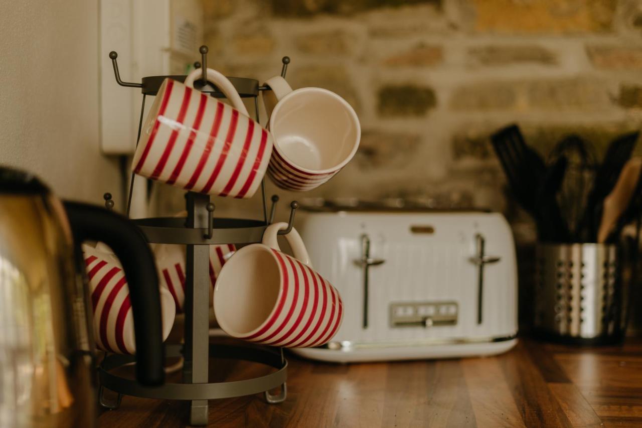 Little England Retreats - Cottage, Yurt And Shepherd Huts Othery 外观 照片