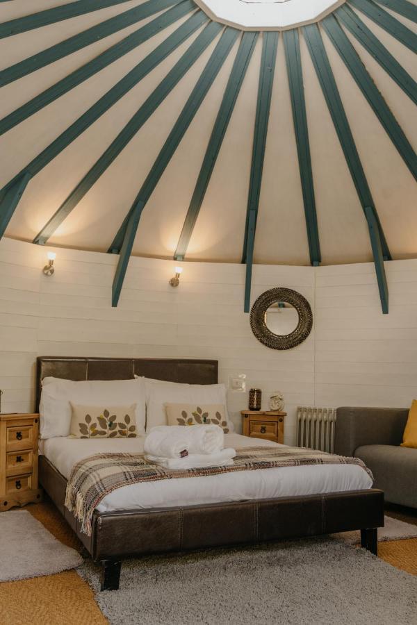 Little England Retreats - Cottage, Yurt And Shepherd Huts Othery 外观 照片