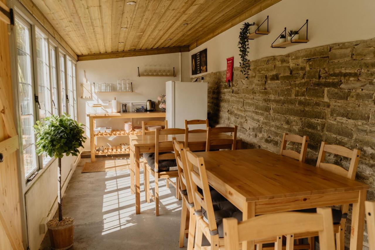 Little England Retreats - Cottage, Yurt And Shepherd Huts Othery 外观 照片