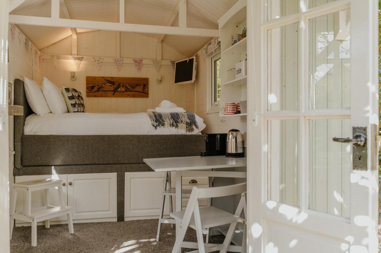 Little England Retreats - Cottage, Yurt And Shepherd Huts Othery 外观 照片
