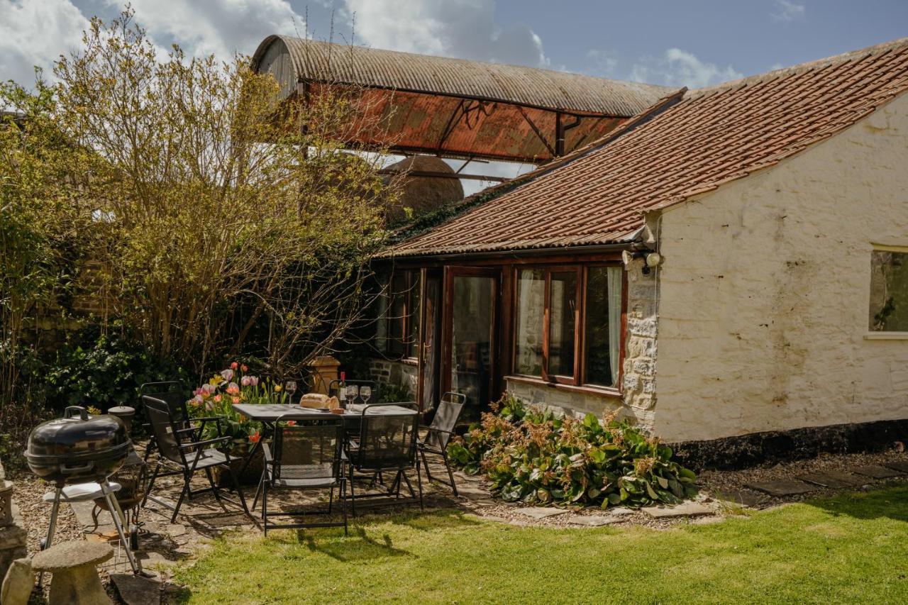 Little England Retreats - Cottage, Yurt And Shepherd Huts Othery 外观 照片