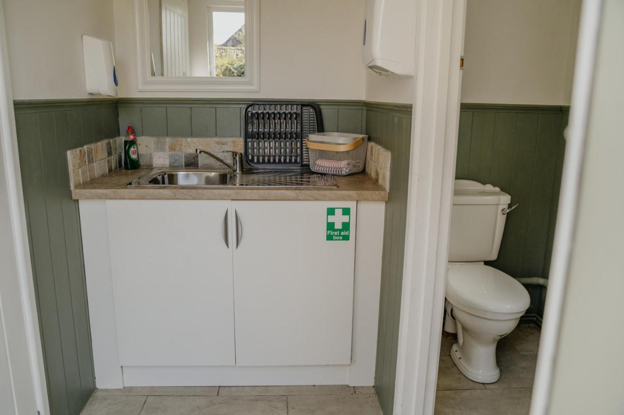 Little England Retreats - Cottage, Yurt And Shepherd Huts Othery 外观 照片