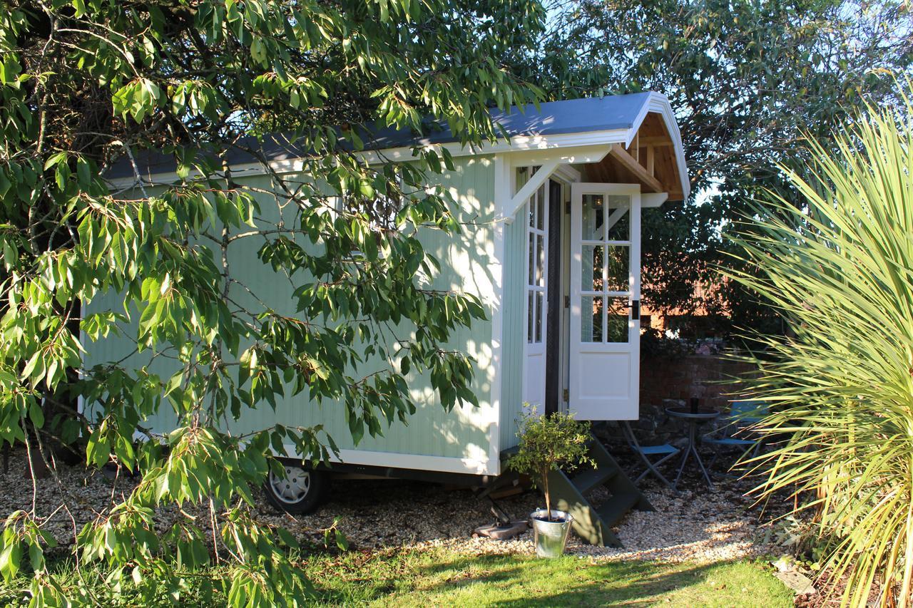 Little England Retreats - Cottage, Yurt And Shepherd Huts Othery 外观 照片